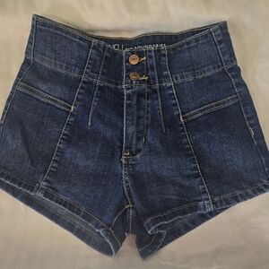 No Boundaries Women's / Junior's Blue Denim Shorts